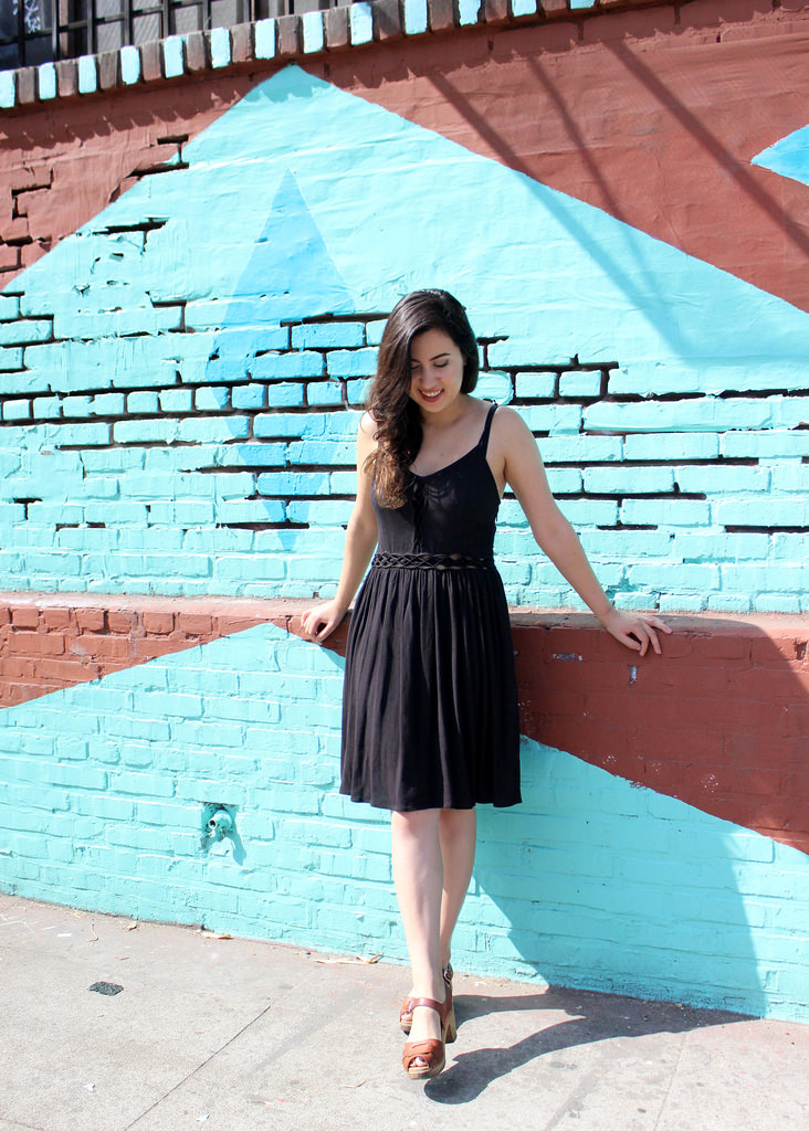 black satin midi dress Livy US Size:14 with Sleeves Fondo De Pantalla De